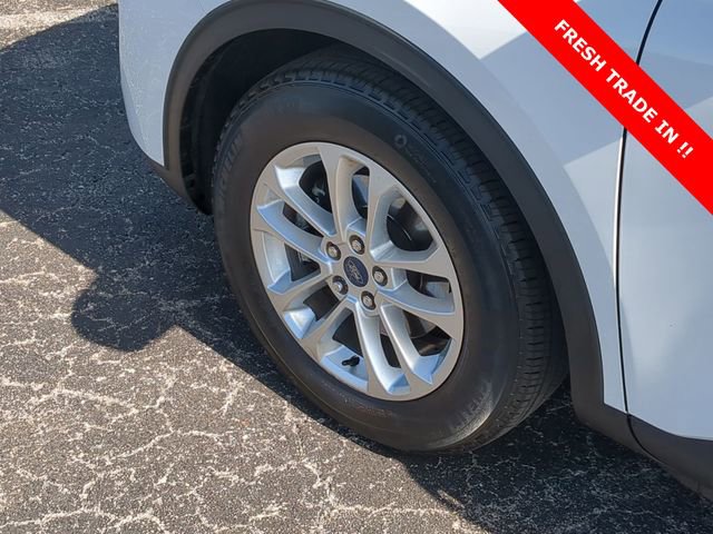 Used 2022 Ford Escape SE w/ Cold Weather Package image 21