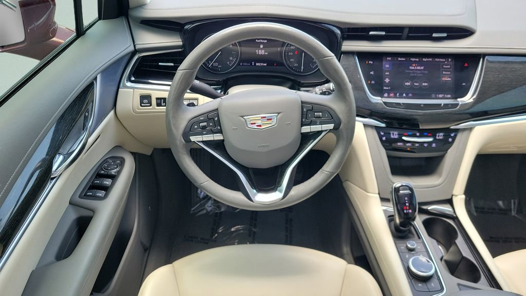 Used 2020 Cadillac XT6 Premium Luxury FWD image 13