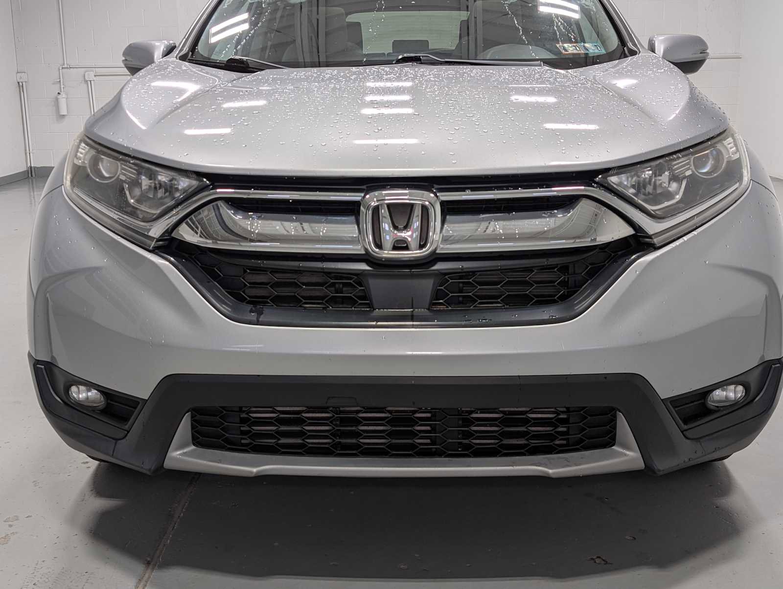 Used 2018 Honda CR-V EX image 2