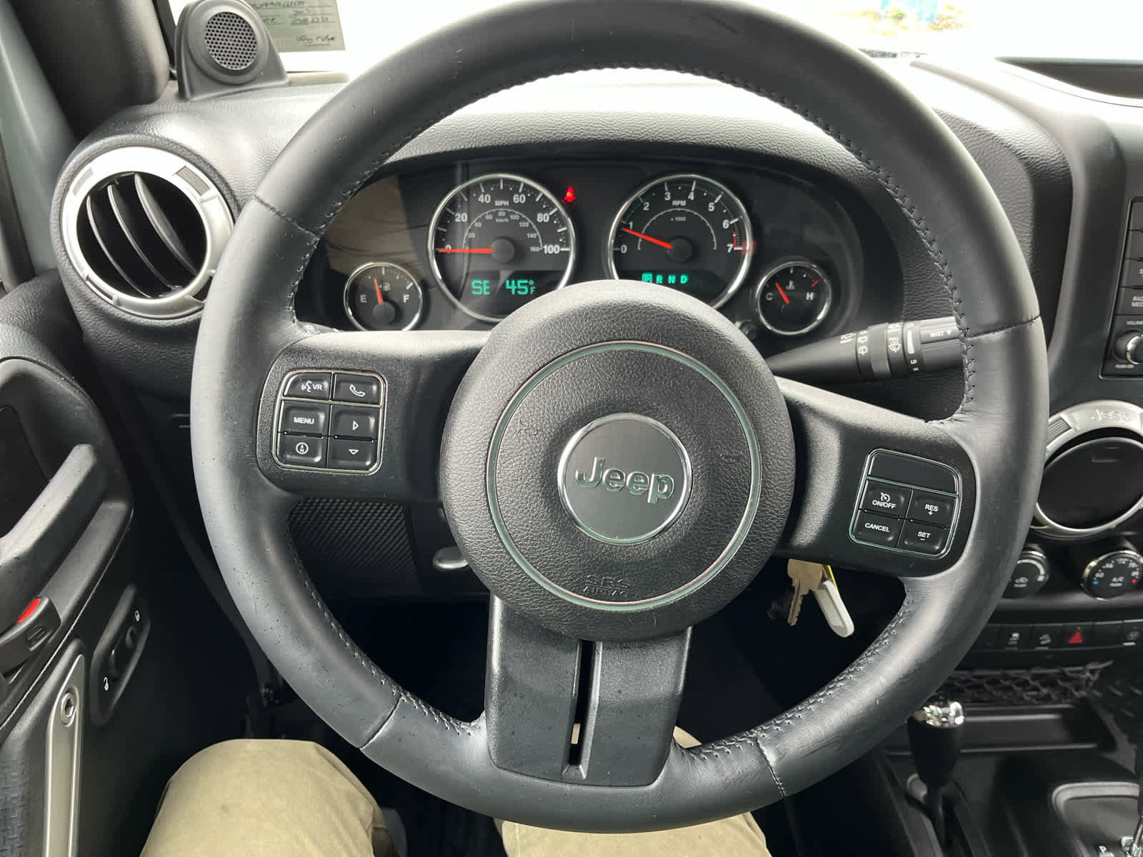 Used 2013 Jeep Wrangler Unlimited Rubicon w/ Connectivity Group image 13