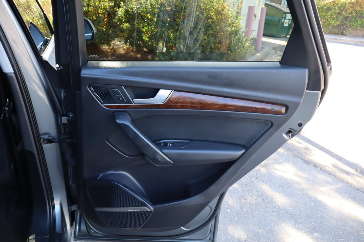 Used 2018 Audi Q5 2.0T Premium Plus AWD/4WD image 25