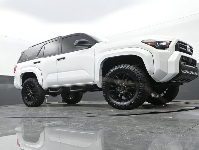 New 2026 Toyota 4Runner SR5 AWD/4WD image 23