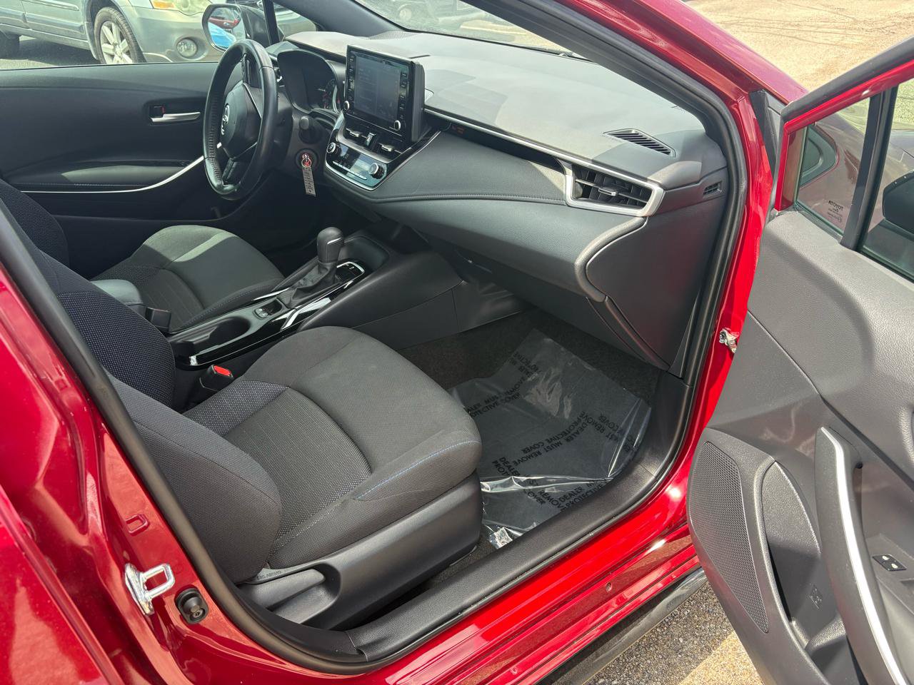 Used 2022 Toyota Corolla SE FWD image 17
