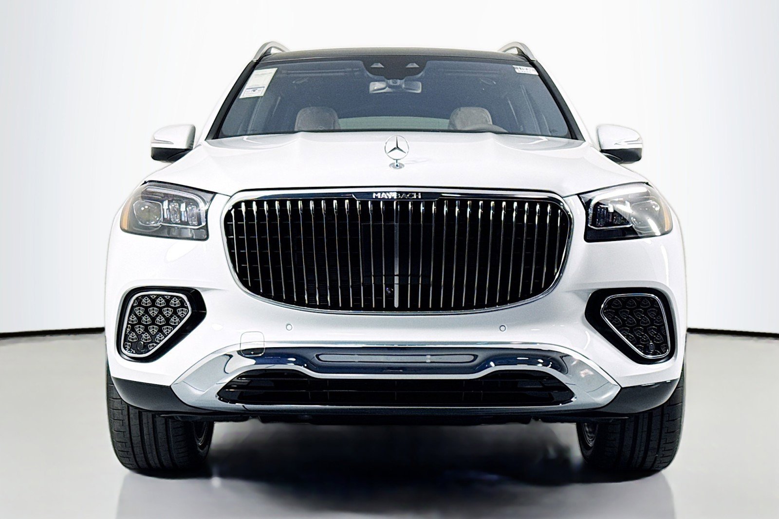 New 2026 Mercedes-Benz Maybach GLS 600 4MATIC image 2