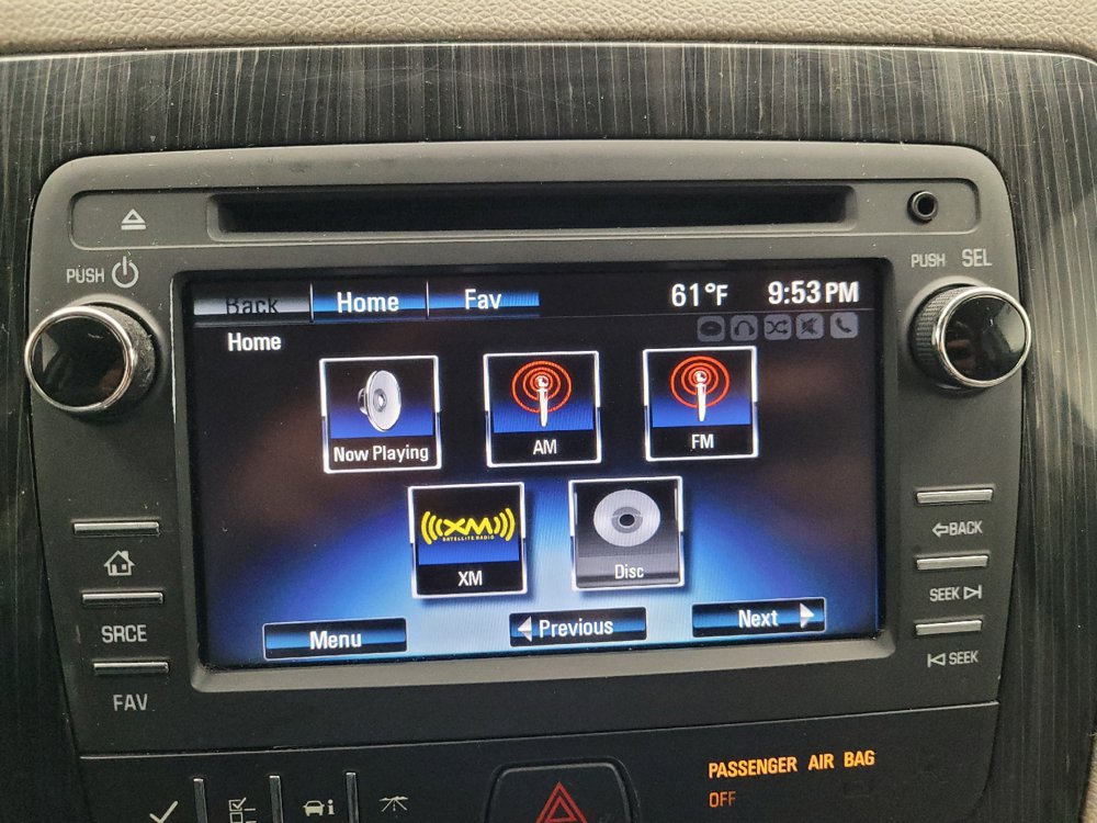 Used 2017 Chevrolet Traverse LT FWD image 25