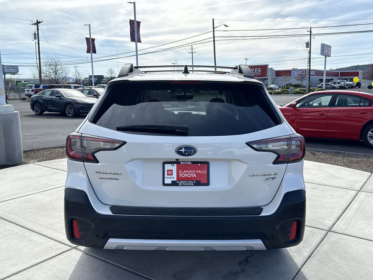 Used 2021 Subaru Outback Limited XT w/ Popular Package #2 AWD/4WD image 4