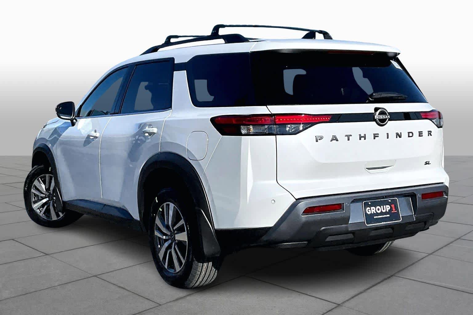 New 2026 Nissan Pathfinder SL FWD image 12