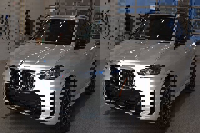 New 2026 BMW X5 M60i w/ Climate Comfort Package image 9