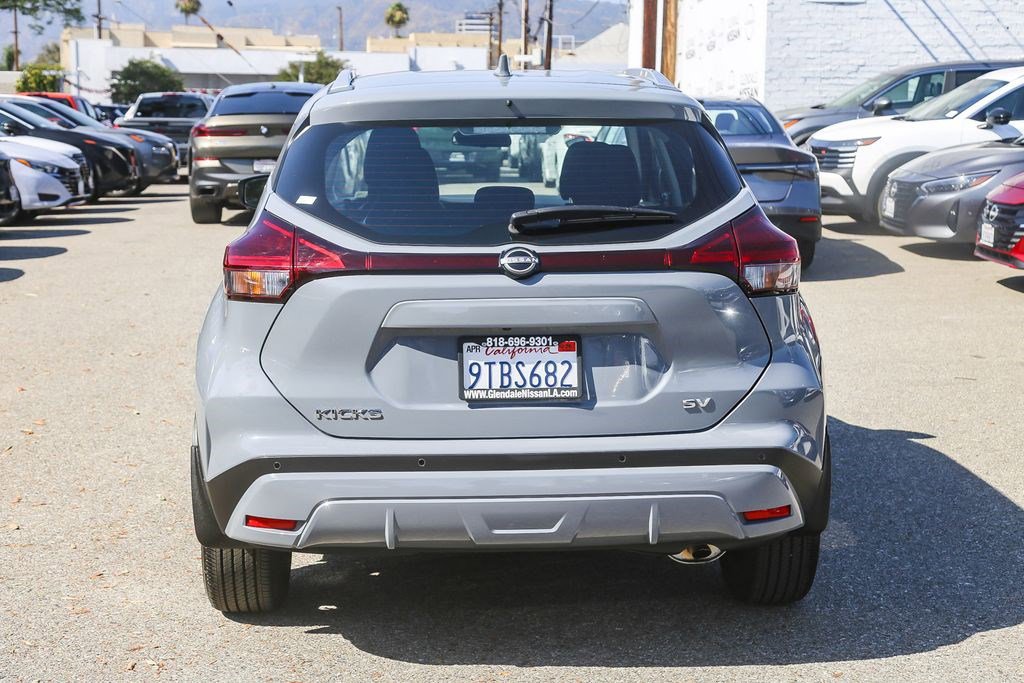 Certified 2024 Nissan Kicks SV image 7