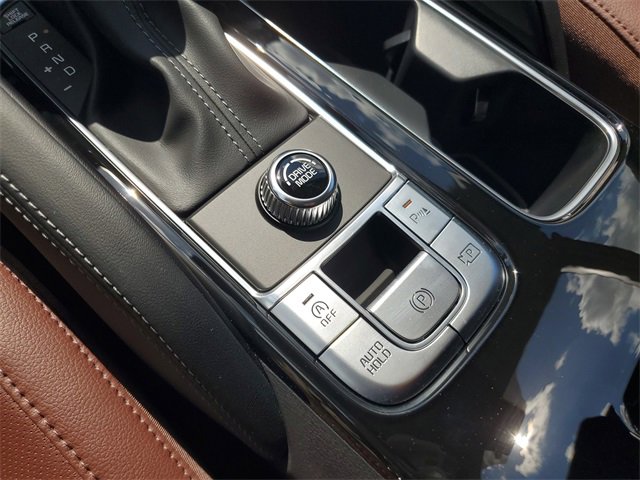 New 2025 Kia Telluride SX w/ SX Captain's Chair Package image 43