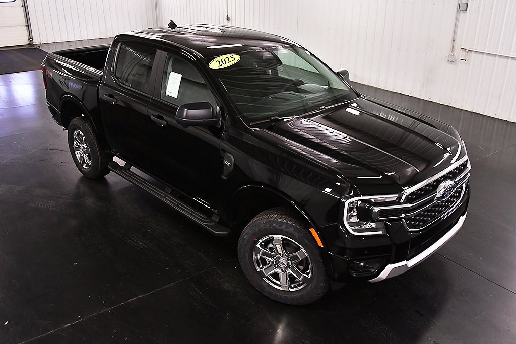 New 2025 Ford Ranger XLT w/ Equipment Group 301A High image 14