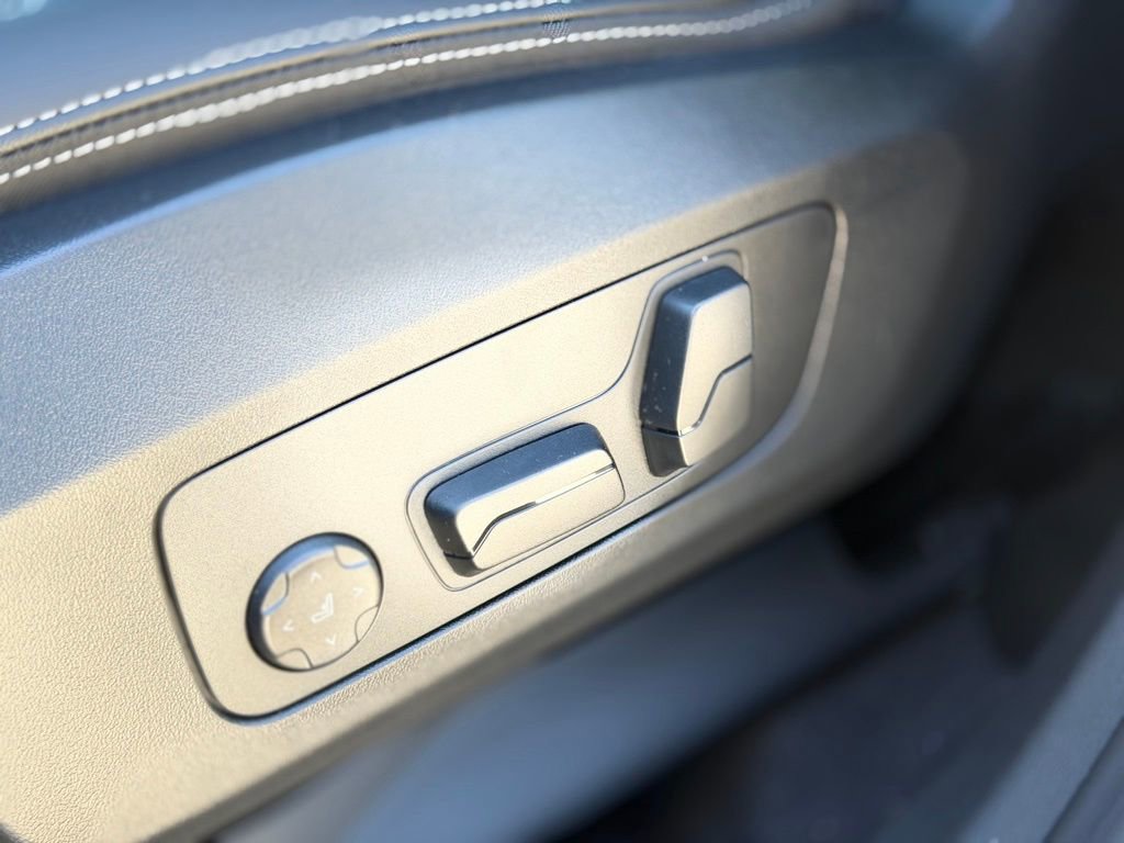 New 2026 BMW X1 xDrive28i w/ Technology Package image 15