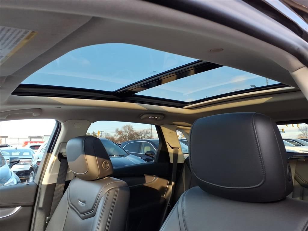 Used 2019 Cadillac XT5 Luxury image 18