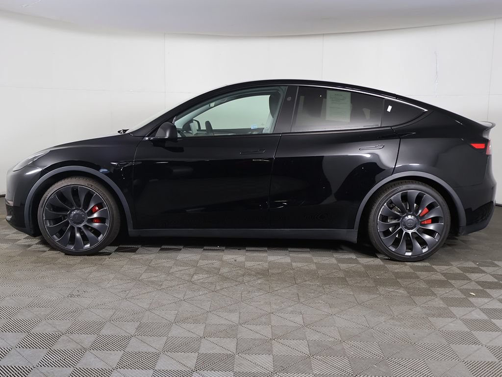 Used 2023 Tesla Model Y Performance AWD/4WD image 19
