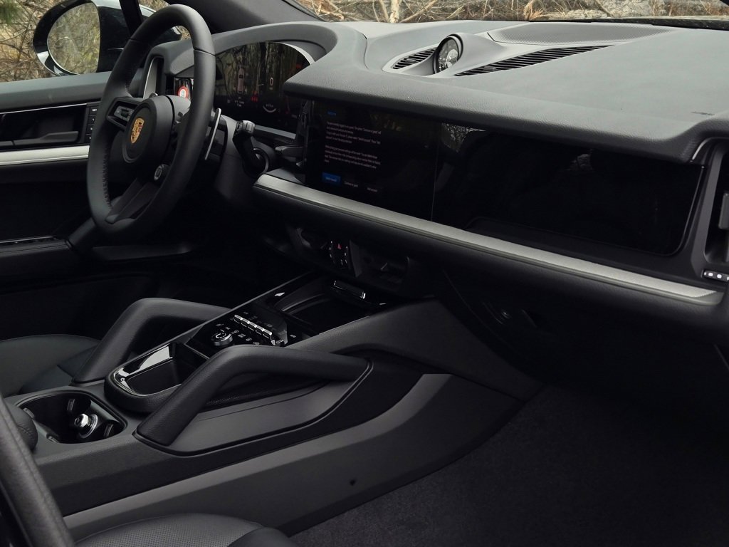 New 2025 Porsche Cayenne S image 35