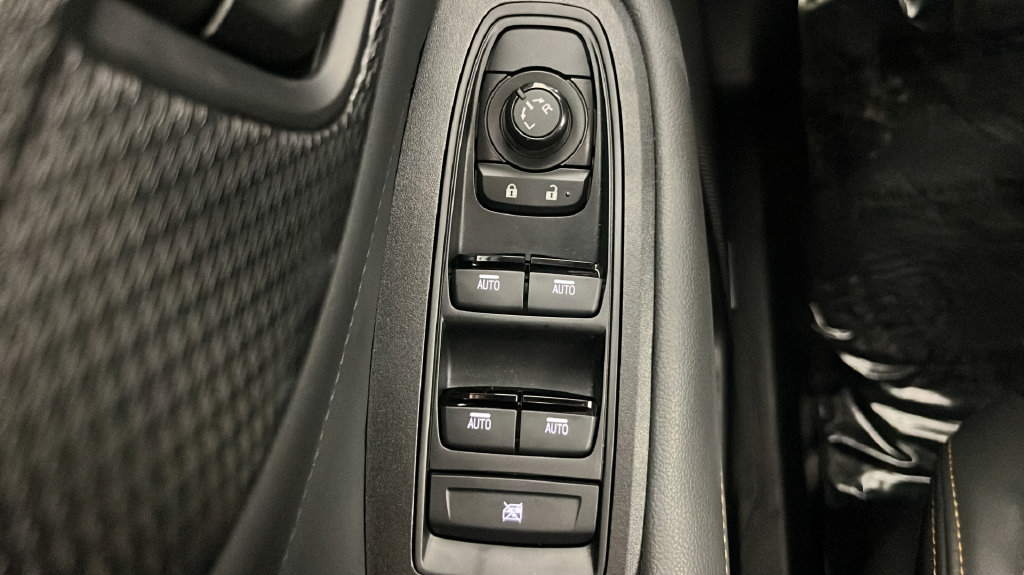 Used 2025 Subaru Outback Wilderness AWD/4WD image 32