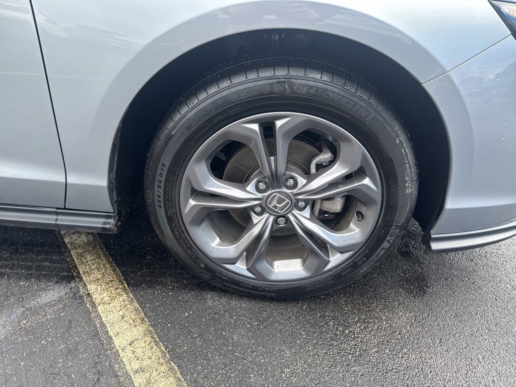 Used 2024 Honda Accord EX image 16