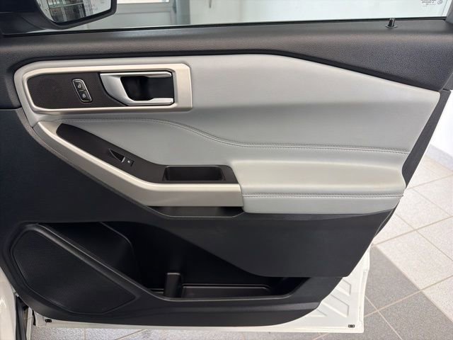 Used 2023 Ford Explorer XLT w/ Equipment Group 202A image 15