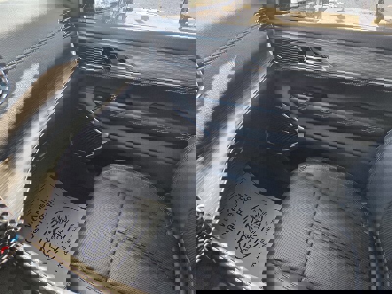 Used 2024 Jeep Wagoneer L Series II image 23