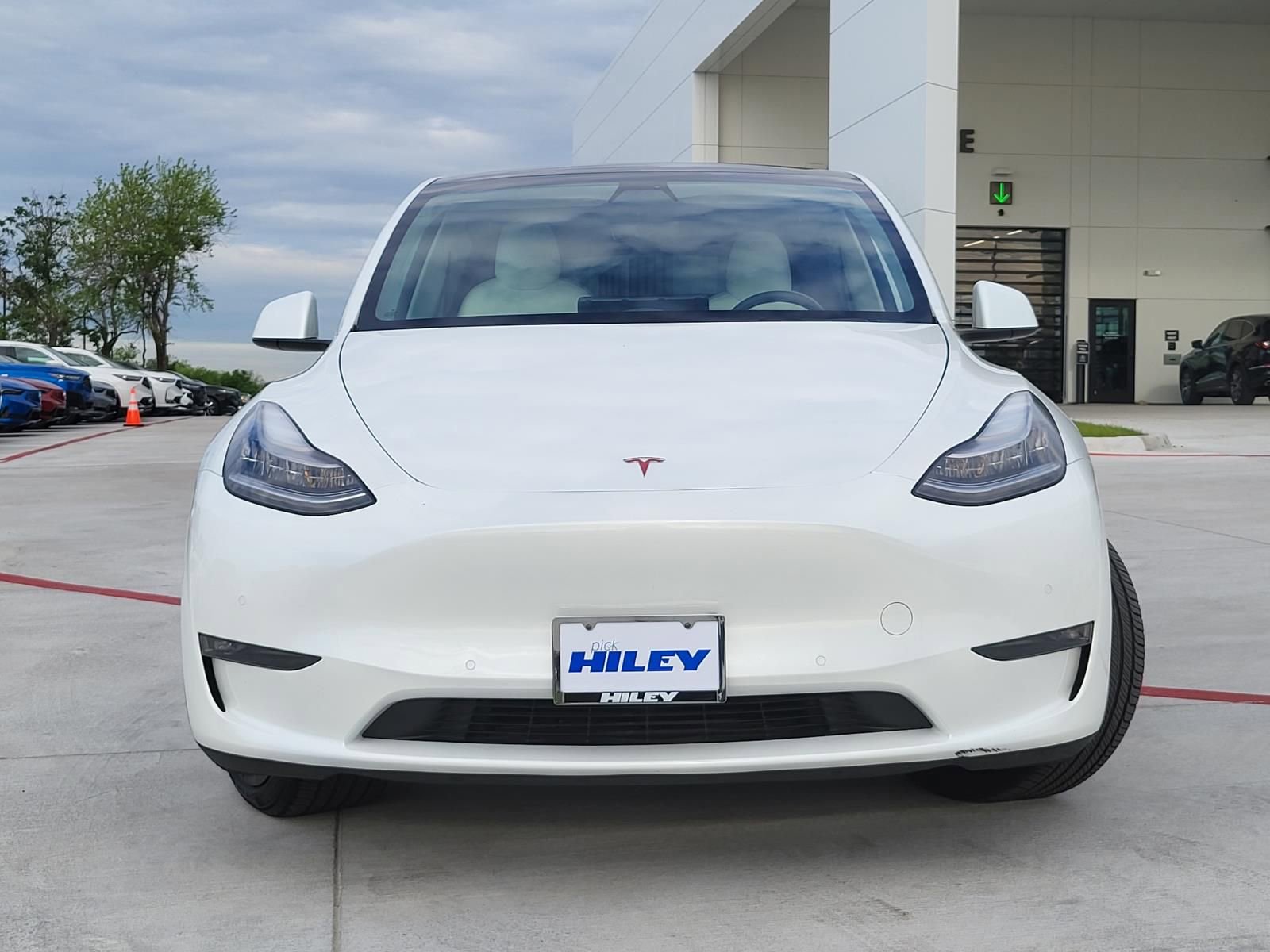 Used 2021 Tesla Model Y Long Range image 2