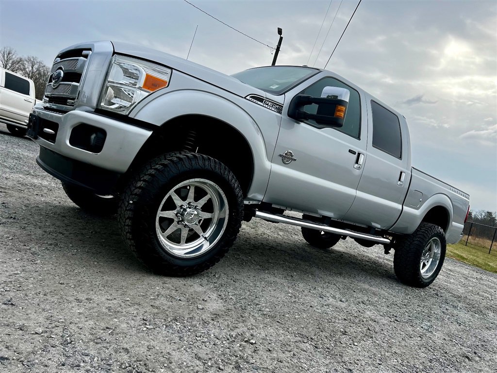 Used 2013 Ford F350 Platinum w/ FX4 Off Road Pkg image 39
