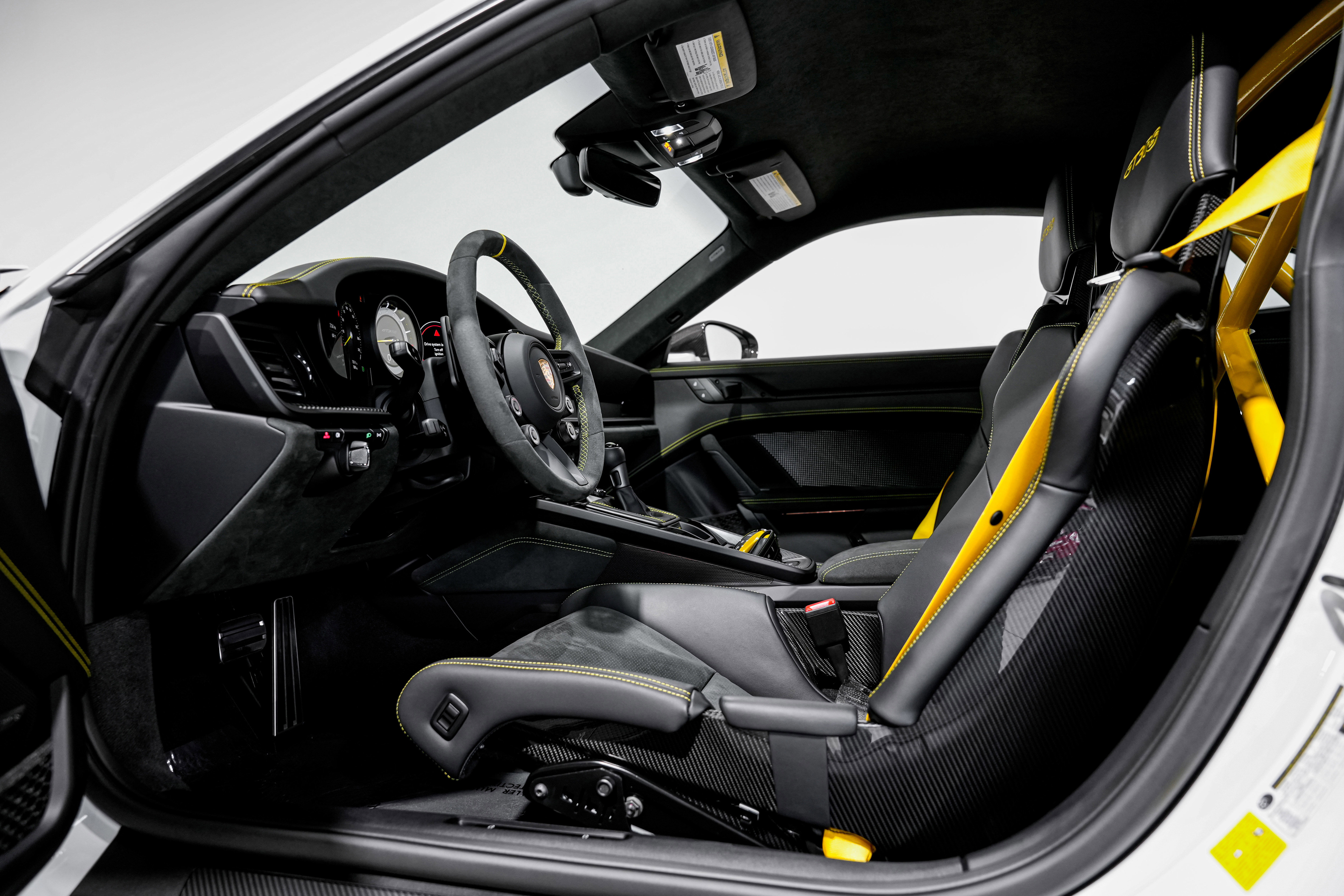 Used 2025 Porsche 911 GT3 RS image 24