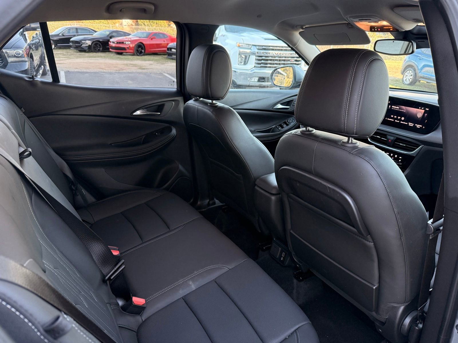 Used 2024 Buick Encore GX Avenir image 20