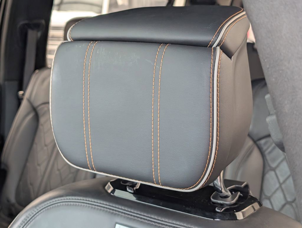 Used 2023 Jeep Grand Wagoneer L Series III image 13