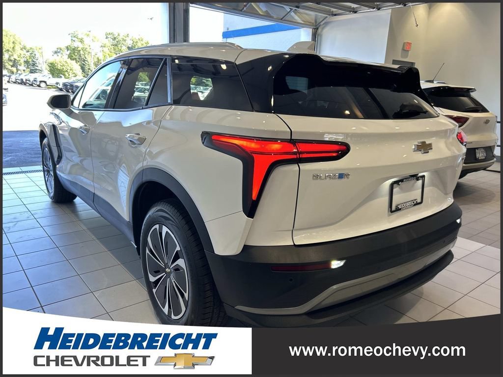 Used 2024 Chevrolet Blazer EV LT AWD/4WD image 5