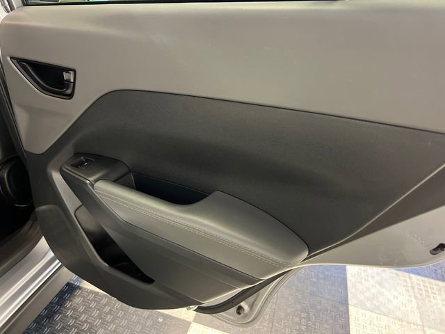 Used 2024 Subaru Crosstrek 2.0i Premium image 13