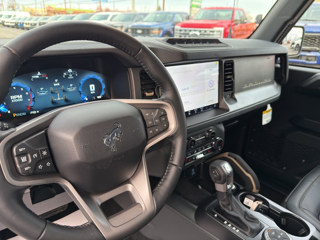 New 2025 Ford Bronco Badlands image 12