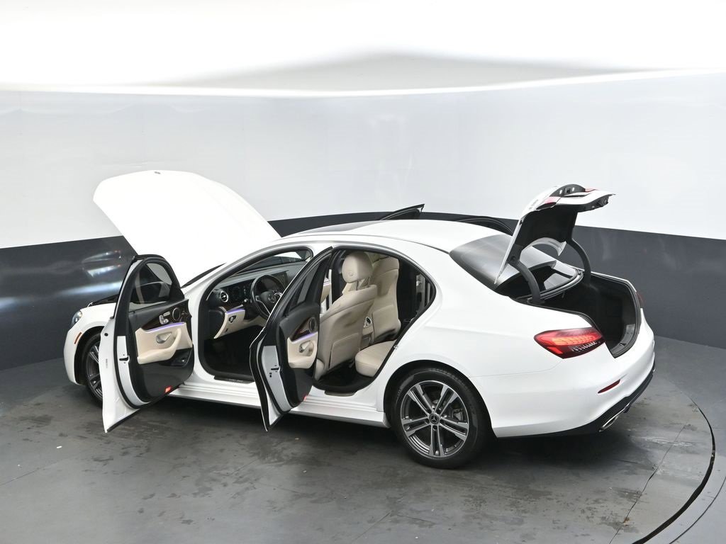 Used 2021 Mercedes-Benz E 350 Sedan video 2