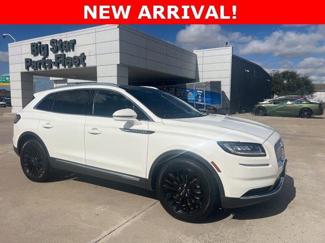 Used 2022 Lincoln Nautilus Reserve w/ Luxury Package image 3