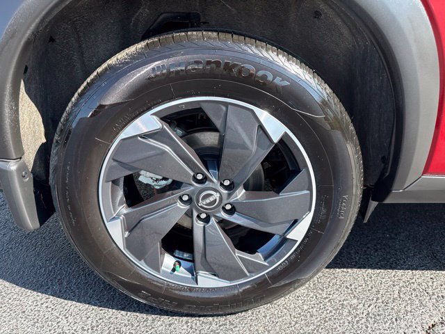 Used 2026 Nissan Rogue SV w/ SV Premium Package AWD/4WD image 10