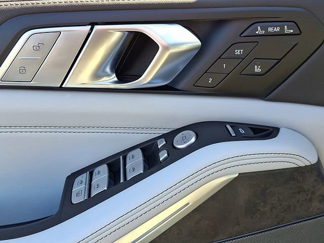 Certified 2026 BMW X7 xDrive40i AWD/4WD image 9