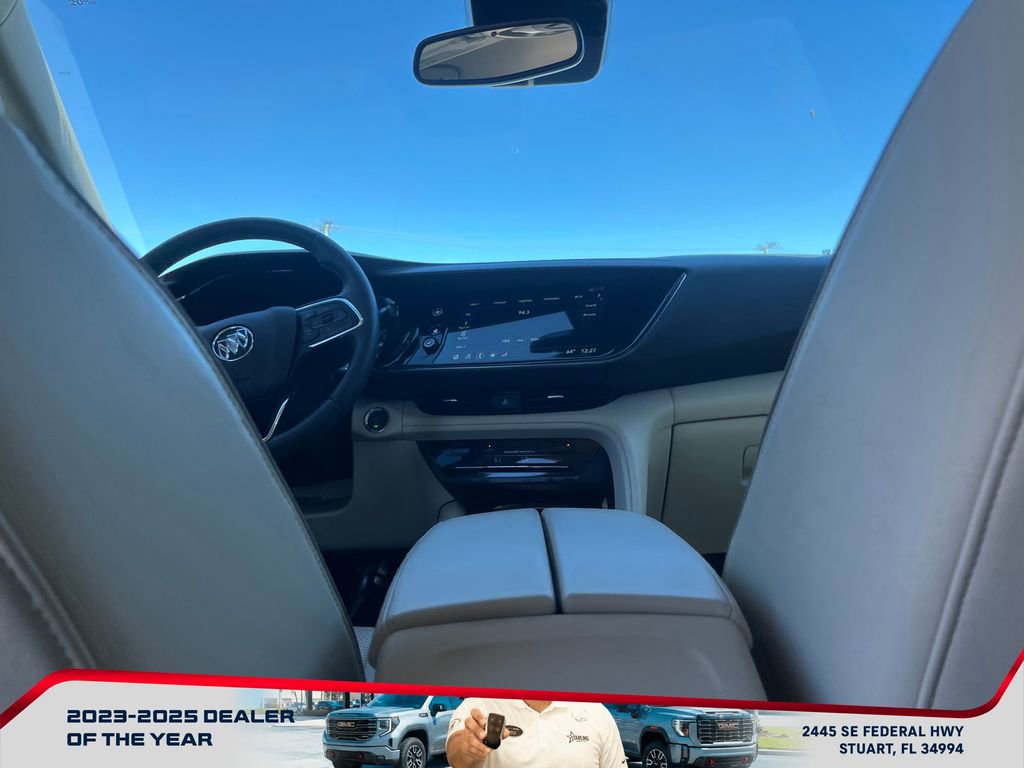Used 2023 Buick Envision Essence image 15