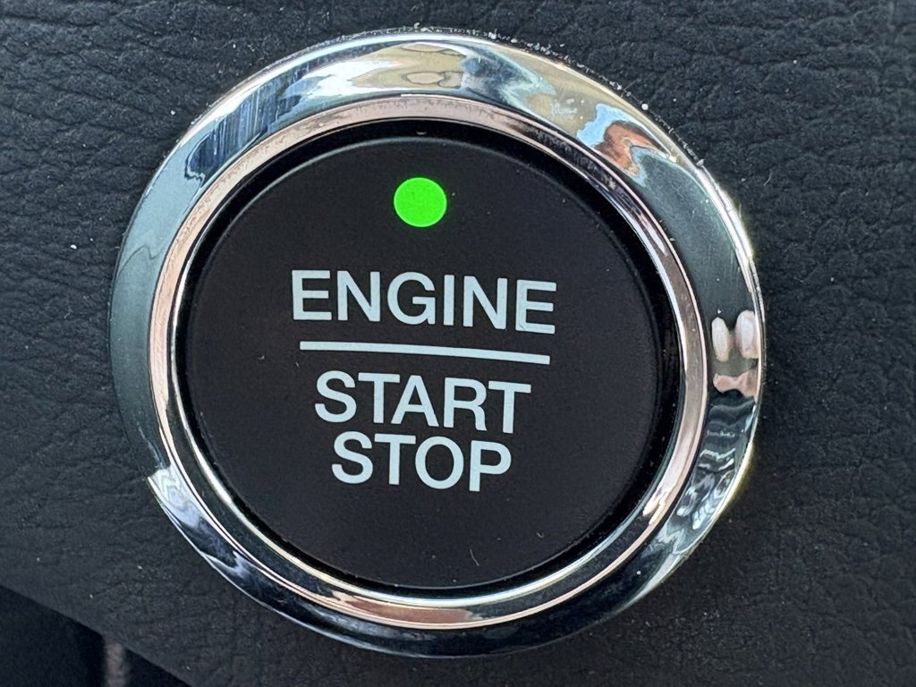 Used 2024 Ford Edge SE w/ Black Appearance Package image 45