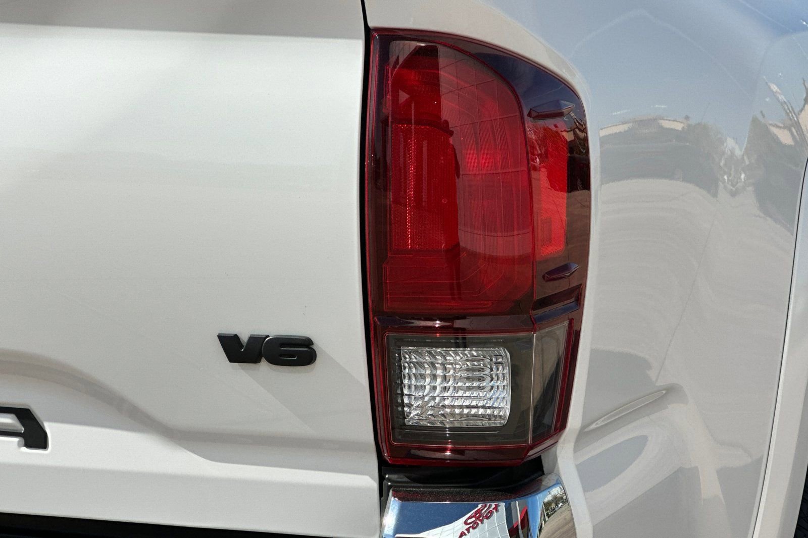 Certified 2019 Toyota Tacoma SR5 image 32