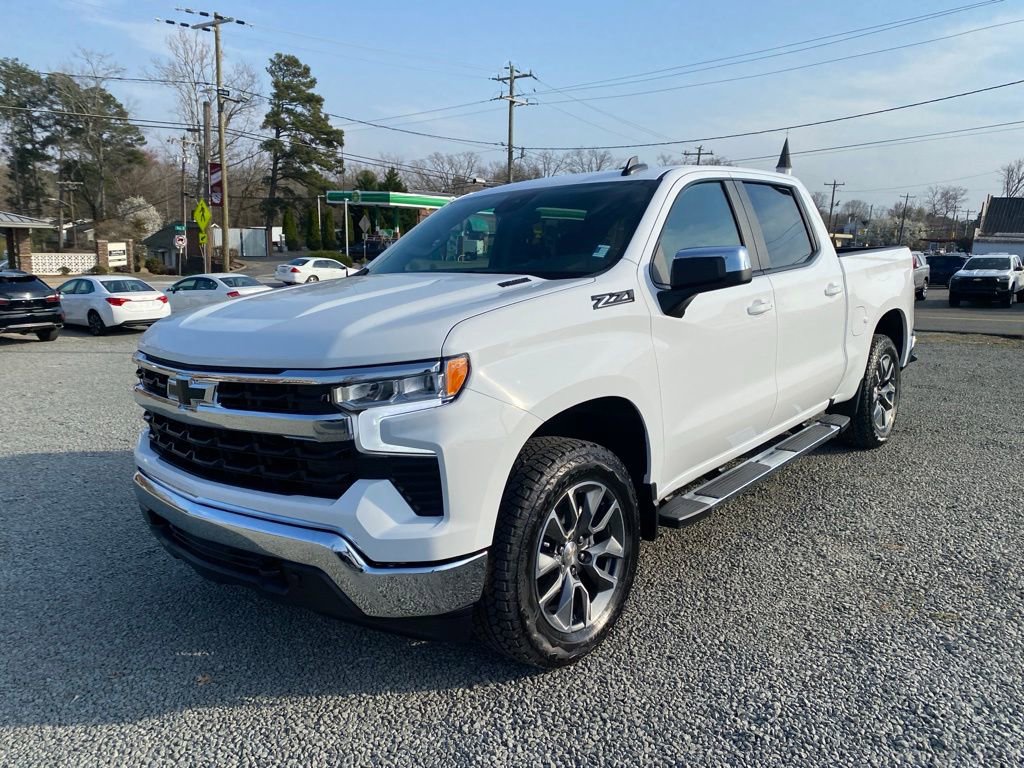 New 2025 Chevrolet Silverado 1500 LT image 7