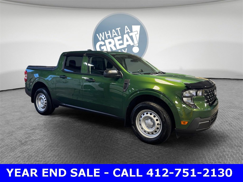 Used 2025 Ford Maverick XL image 1