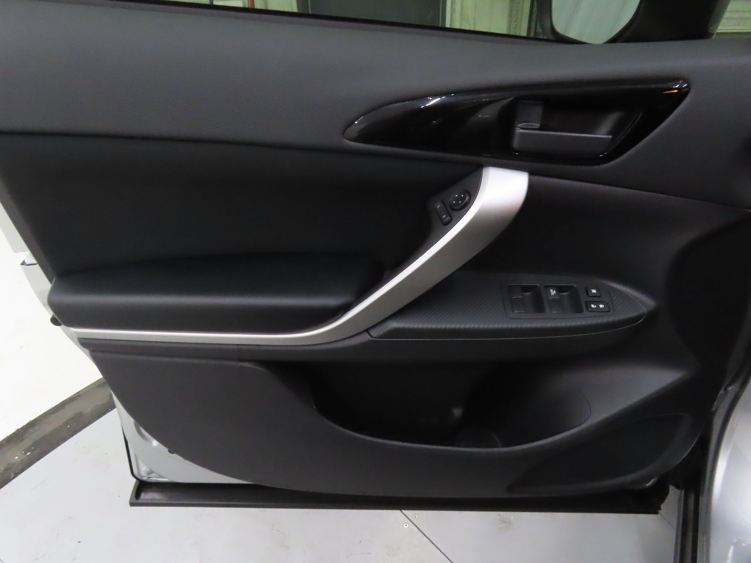 New 2026 Mitsubishi Eclipse Cross ES AWD/4WD image 10