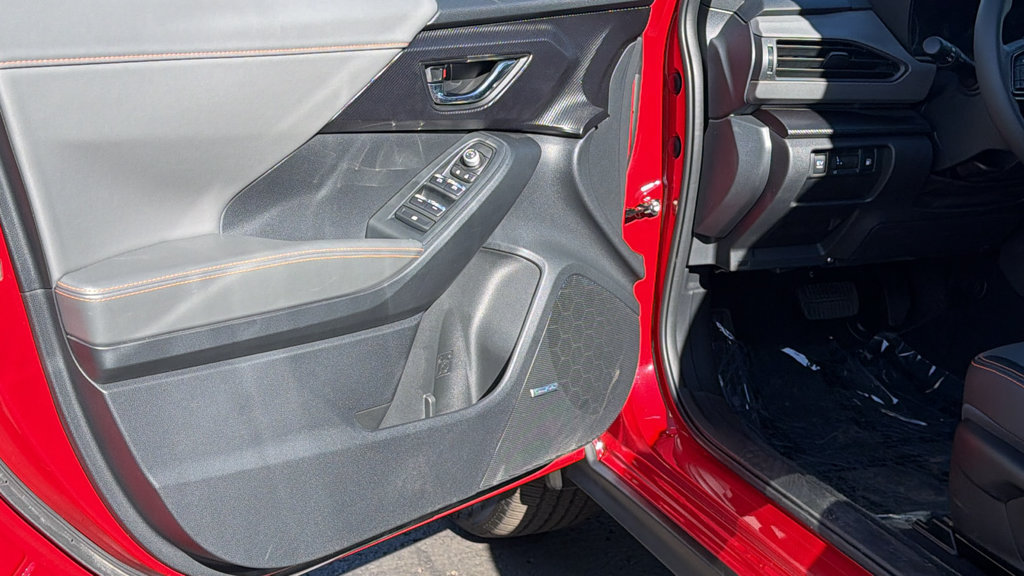 Certified 2026 Subaru Crosstrek 2.5i Limited w/ Crosstrek Mirror Package AWD/4WD image 23
