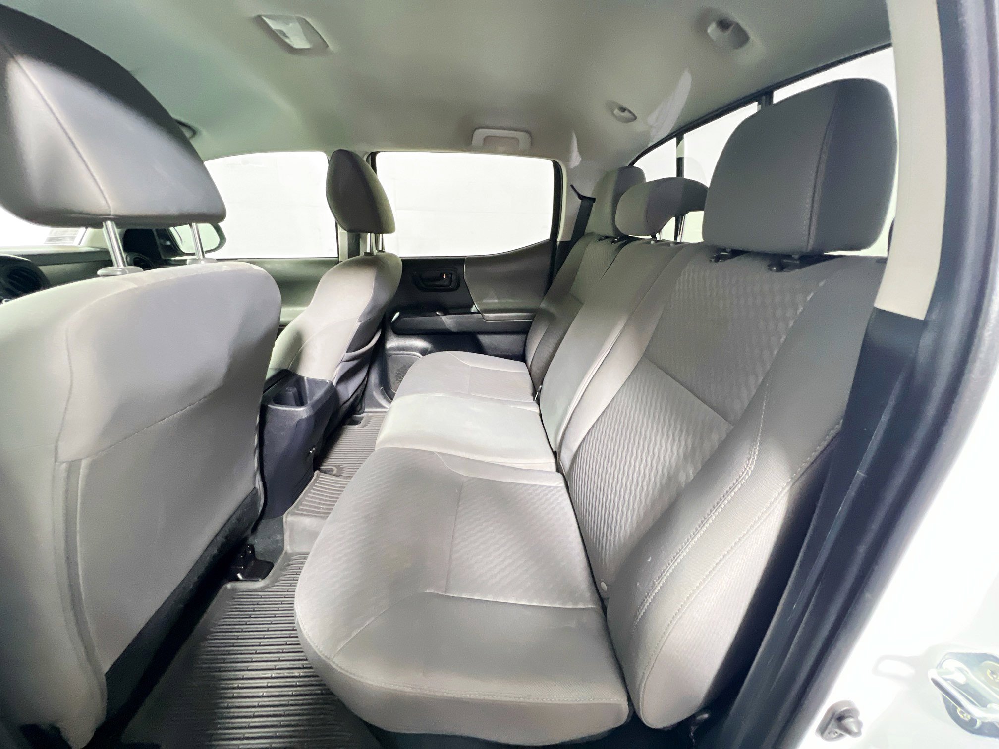 Used 2023 Toyota Tacoma SR image 28