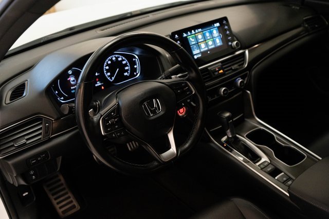 Used 2022 Honda Accord Sport image 3