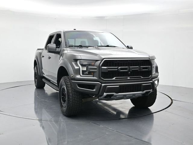 Used 2018 Ford F150 Raptor w/ Equipment Group 802A Luxury image 4
