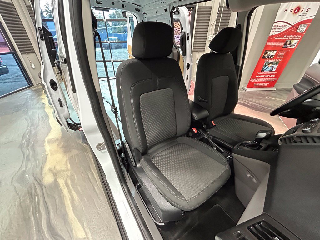 Used 2019 Ford Transit Connect XLT FWD image 3