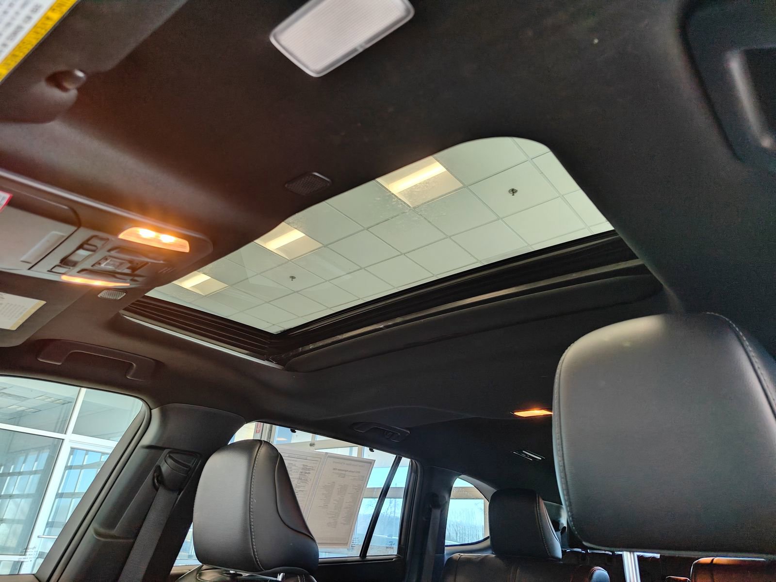 Used 2023 Toyota Highlander XSE image 12