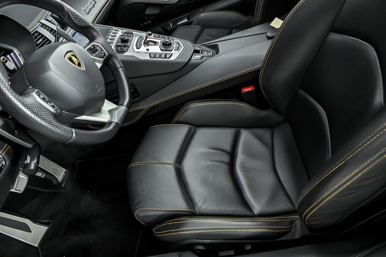 Used 2014 Lamborghini Aventador LP 700-4 AWD/4WD image 18