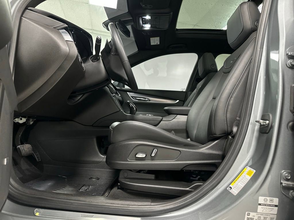Used 2023 Cadillac XT6 Luxury image 17