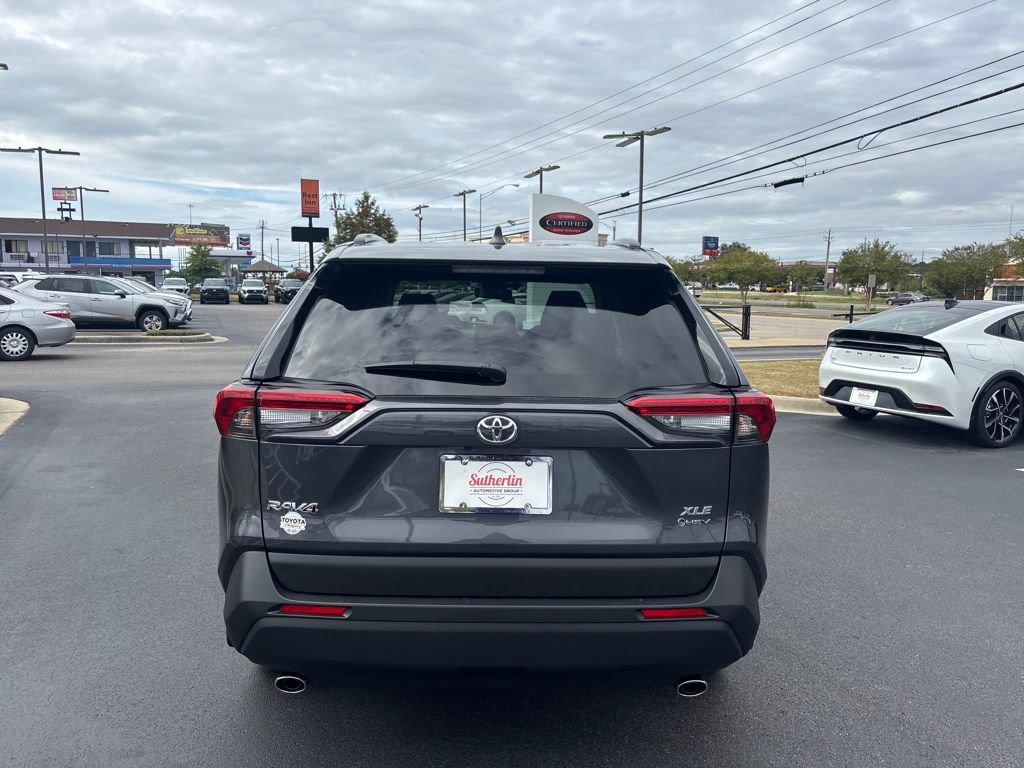 New 2025 Toyota RAV4 XLE image 4